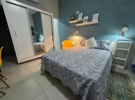 Nº 02 -Mini apt 5 min centro garagem, ar e cozinha