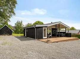 3 Bedroom Nice Home In Roslev