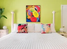 Zilker Museum Home w King Bed, Patio Grill- Extended Stays Welcome