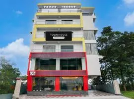 Super Townhouse AIIMS Kolkata Formerly Tanish Inn