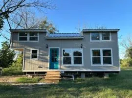 Tiny Private Room #3 in Shared 5BR House with Other Guests