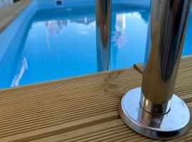 Maisonnette avec Jardin, Piscine, Netflix, hotel Vichyben