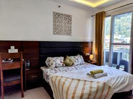 Ima Ganga Hotel - Aesthetic, Quite Mountain View Rooms with netflix, free airport pickup for 7 or more nights booking, apartment in Rishīkesh