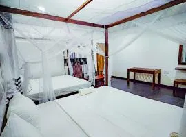 Banana Shade Cottage