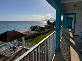 The Grand Begonia Beach Hotel, hotel v destinaci Water Valley