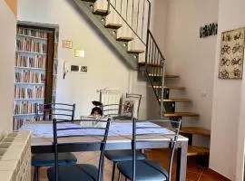 Charming Florence Apartment in Historic Building No Elevator