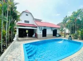 Villa BABA D'FAMOSA - Homestay A'Famosa Private Pool Villa