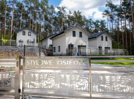 Stylowe Osiedle Wieleń - domy wakacyjne, hotel in Wielen Zaobrzanski
