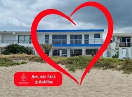 'Antilles'- 6 Bedroom Luxury Villa On The Beach, Sleeps 12