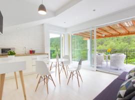 Apartment Nina, hotel in Skradin