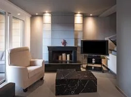 Modern Beach House in Mikri Mantineia Kalamata, Spacious & Fully Equipped