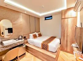 S79 My My Hotel