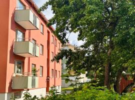 Prinshöjden Hotel - Smart Digital Apartments & Villas, pet-friendly hotel in Katrineholm