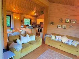 Hartland Hideaway Lodge