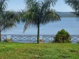 Miji Lake Victoria Room