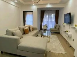 Sesame Cottage - Modern Spacious 1Br W Netflix, Playhouse and Free Airport Pick Ups