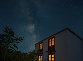 House Near the Stars, hotel i Garafía