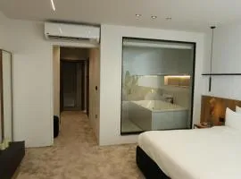 Royal Regency Hotel