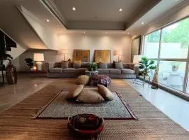 Luxury 3 Bedroom Villa MSQ Muscat Parkside Retreat