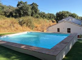 콘스탄티나에 위치한 호텔 Cortijo Rural El Contador, con Piscina
