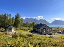 Hytte i Skinnelv, Lyngen, holiday home in Skinnelv