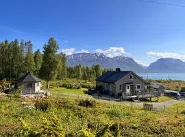 Hytte i Skinnelv, Lyngen