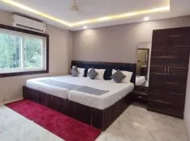 Hotel Baidyanatham Inn