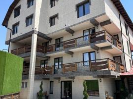 Hotel Racu Family, hotel in Comrat