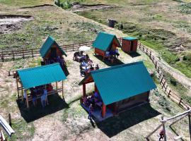 Eko Kamp Garcevic, chalet de monta&ntilde;a en Plav