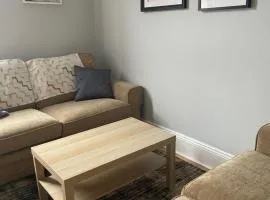 Spacious 2-bedroom Flat