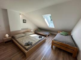 Apartmán Lesní ráj, hotel v destinaci Svratouch