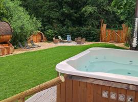 Weddeloase，梅德巴赫的有熱水按摩池的飯店