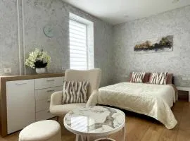 Rami studio apartment