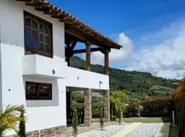 Entire Farmhouse Nature & relax in El Carmen de Viboral