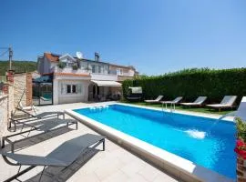 Stunning Home In Sestanovac With Wifi