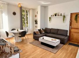 L'Orée du Jardin T3 parking, ξενοδοχείο στη Ρουέν