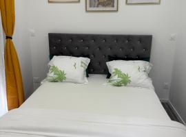 Studio moderne, hotel v destinaci Salles