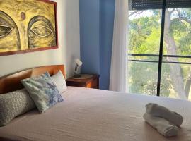 Nice apartament 120 m2, hotelli kohteessa Tortosa