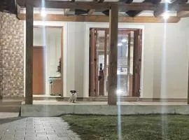 Casa Ampla e Aconchegante no Centro de Pantano Grande!