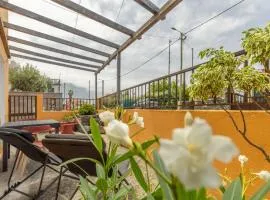 Scenic Home with Panoramic Sea & Mountain Views in São Vicente