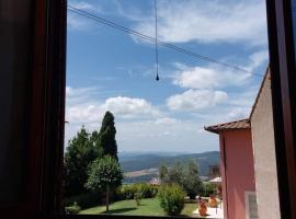 Il Fienile, hotel en Casole dʼElsa