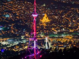 Hilton Apartment, alojamento com cozinha em Tbilisi
