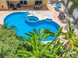 Palm Paradise Retreat Heated Pool East Delray