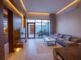 شاليهات العزيزية الفندقية, hotel with hot tubs in Buraydah