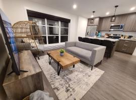 Entire Upper Level Suite - East Regina, vila v destin&aacute;cii Regina