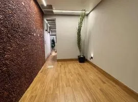 Apt novo no centro com garagem perto de tudo que você precisa