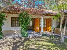 Fliphaus Alzaga 5100 - 4 Bd House Pool BBQ Daily Housekeeping!