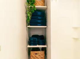 Cozy, Beautiful Apartment at Avanti Cove, apartment in Conneaut Lake