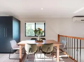 Inner City New Farm 3-Bed Townhouse with Yard