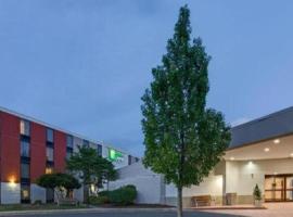 Holiday Inn Express Wilkesboro By IHG, hotell i nærheten av Wilkes County lufthavn - IKB i Wilkesboro